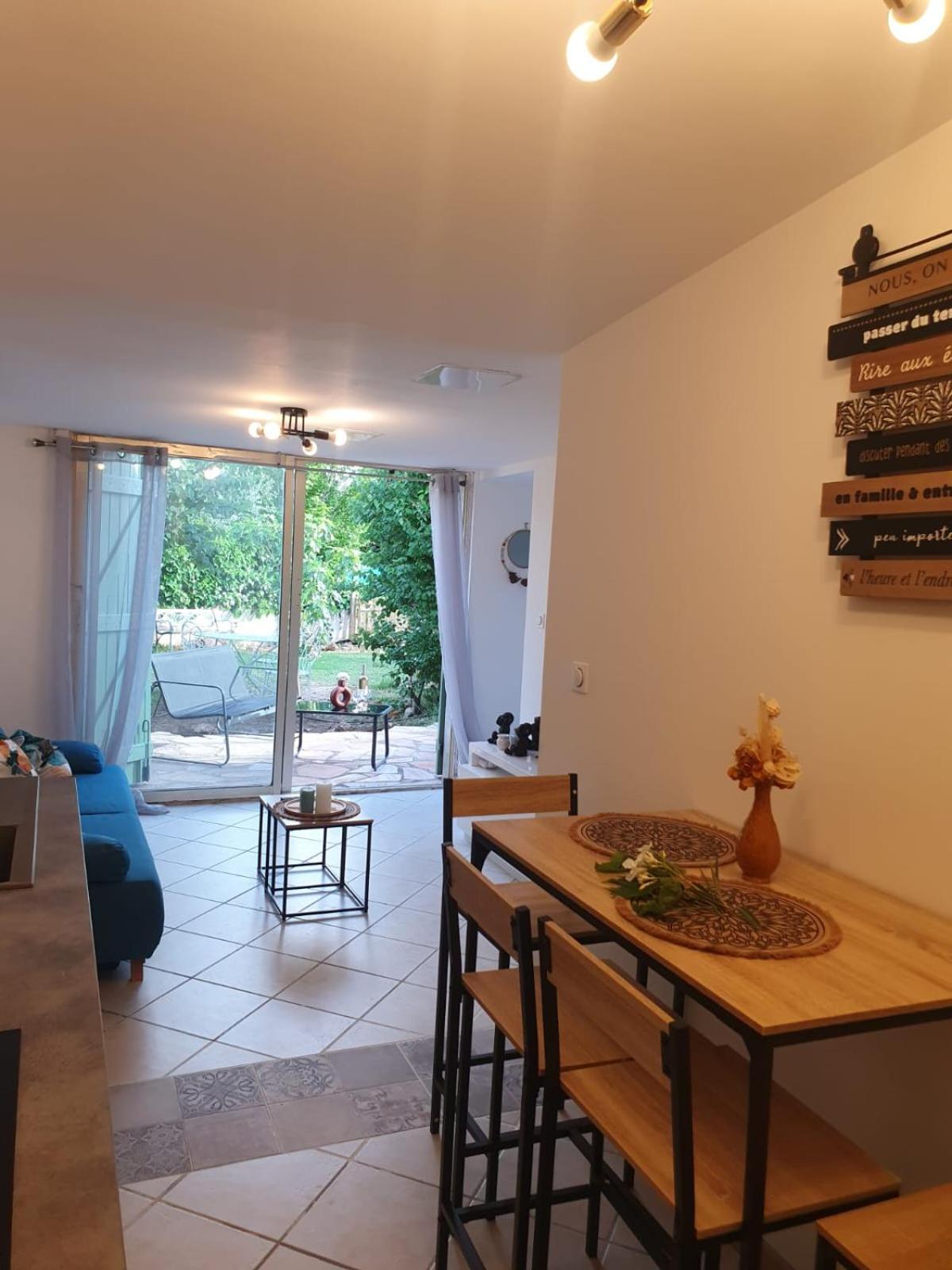 Location De Vacances T2 Non Loin D'Aix Et Marseille Pourrieres Εξωτερικό φωτογραφία